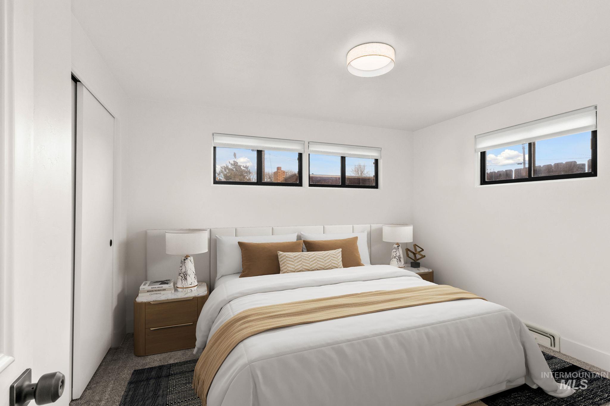 168 N Juniper St, Twin Falls, Idaho 83301, 4 Bedrooms, 2 Bathrooms, Residential For Sale, Price $369,500,MLS 98976121