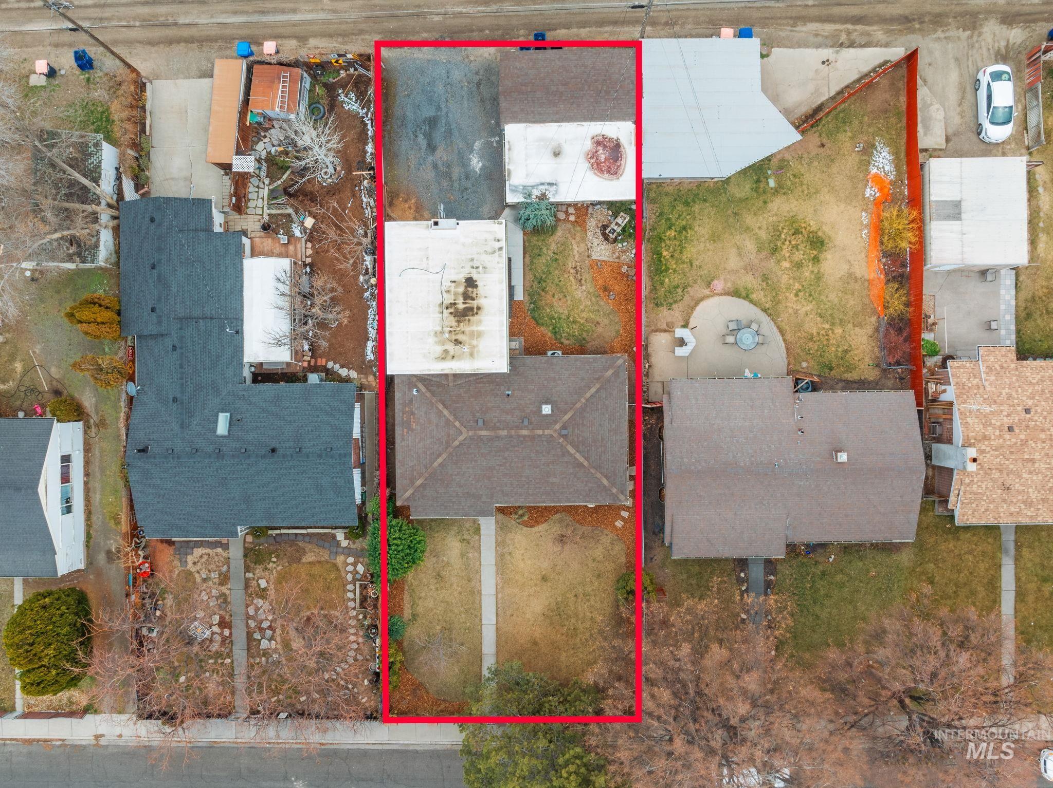 168 N Juniper St, Twin Falls, Idaho 83301, 4 Bedrooms, 2 Bathrooms, Residential For Sale, Price $369,500,MLS 98976121