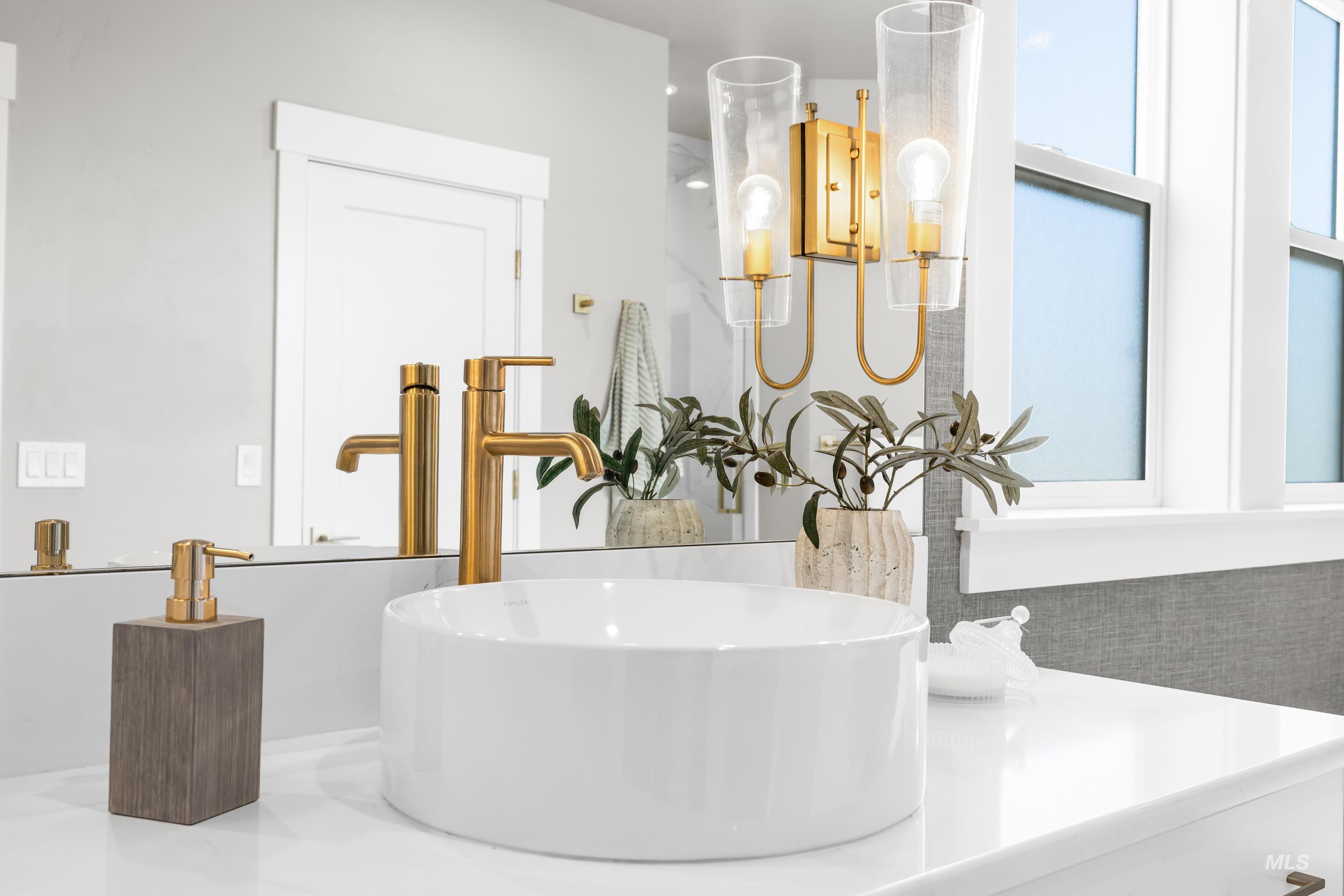 7997 W Suttle Lake Drive, Boise, Idaho 83714, 4 Bedrooms, 4.5 Bathrooms, Residential For Sale, Price $1,249,000, 98976122