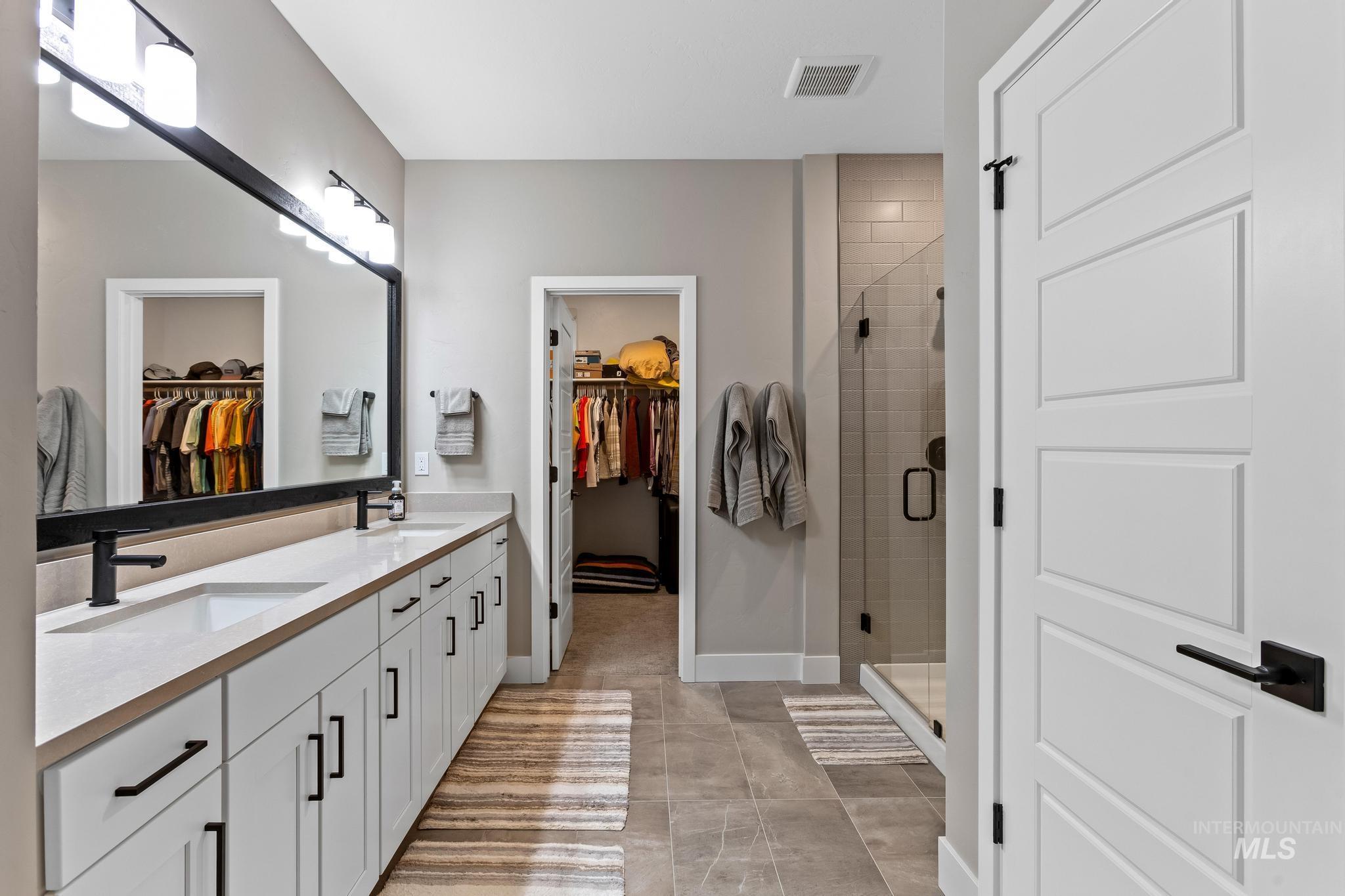 11973 W Cheer Ln, Kuna, Idaho 83634, 2 Bedrooms, 2 Bathrooms, Residential For Sale, Price $584,900,MLS 98976123