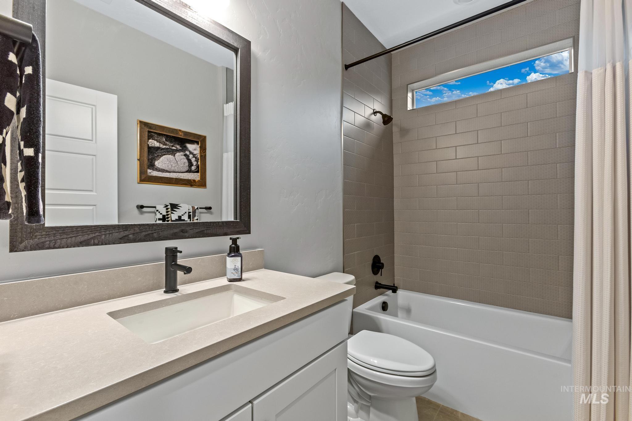 11973 W Cheer Ln, Kuna, Idaho 83634, 2 Bedrooms, 2 Bathrooms, Residential For Sale, Price $584,900,MLS 98976123