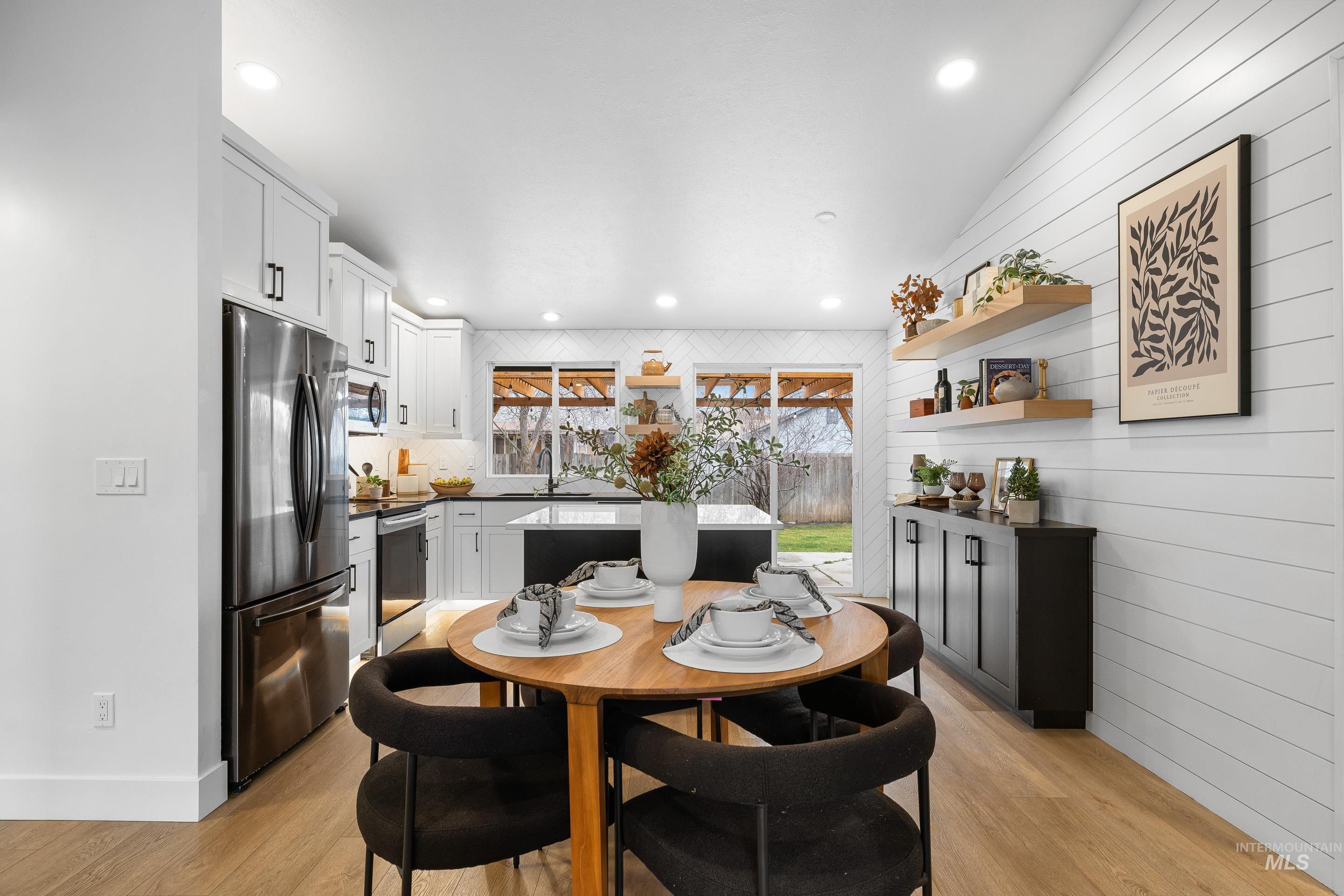 6678 N Hastings Ave, Boise, Idaho 83714, 3 Bedrooms, 2 Bathrooms, Residential For Sale, Price $489,900,MLS 98976124