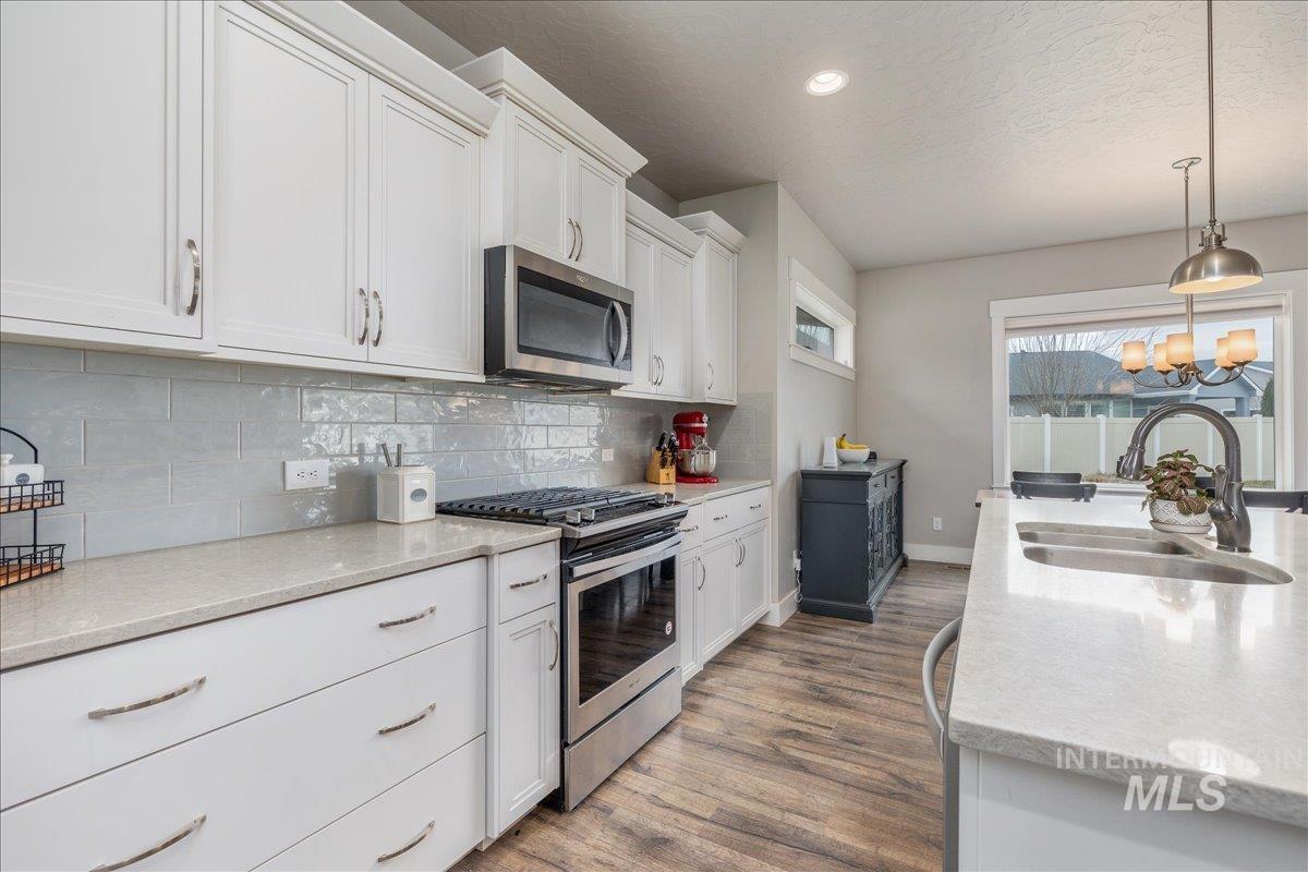 10303 Ryan Peak Dr, Nampa, Idaho 83687, 5 Bedrooms, 2.5 Bathrooms, Residential For Sale, Price $650,000,MLS 98976125