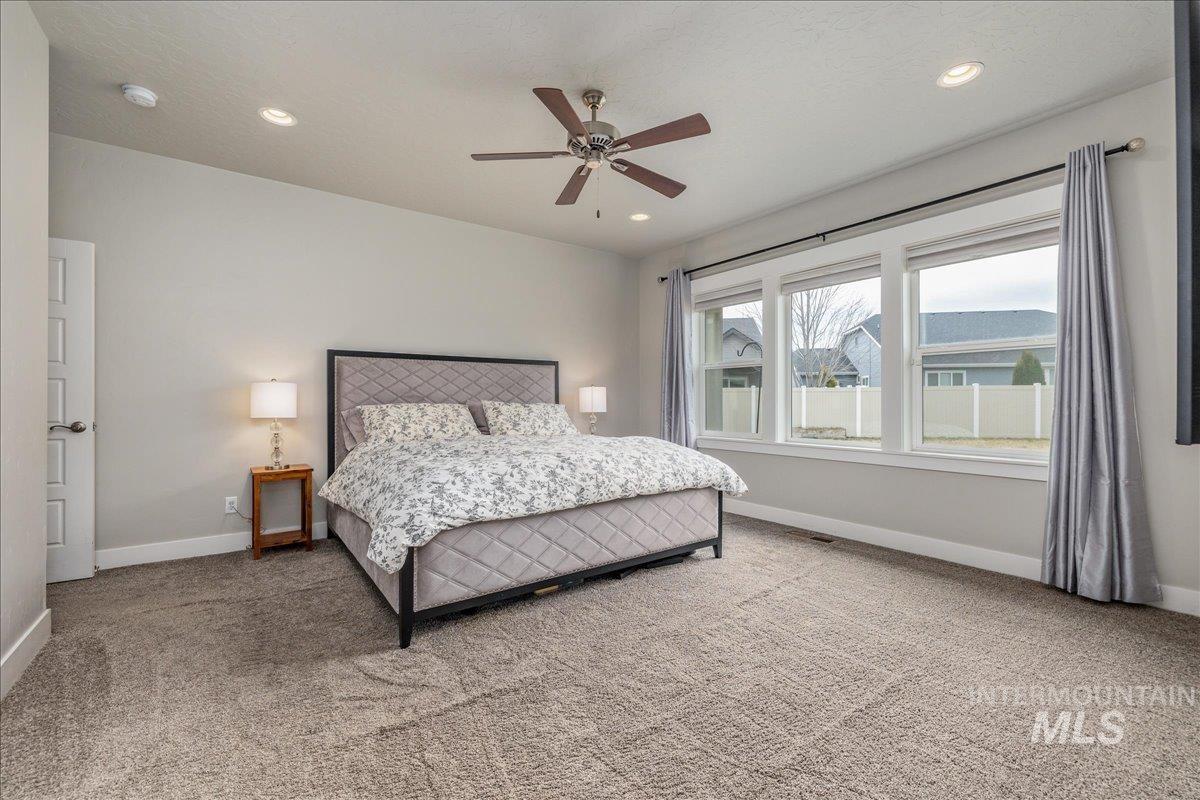 10303 Ryan Peak Dr, Nampa, Idaho 83687, 5 Bedrooms, 2.5 Bathrooms, Residential For Sale, Price $650,000,MLS 98976125