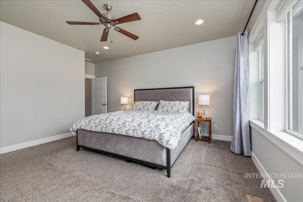 10303 Ryan Peak Dr, Nampa, Idaho 83687, 5 Bedrooms, 2.5 Bathrooms, Residential For Sale, Price $650,000,MLS 98976125