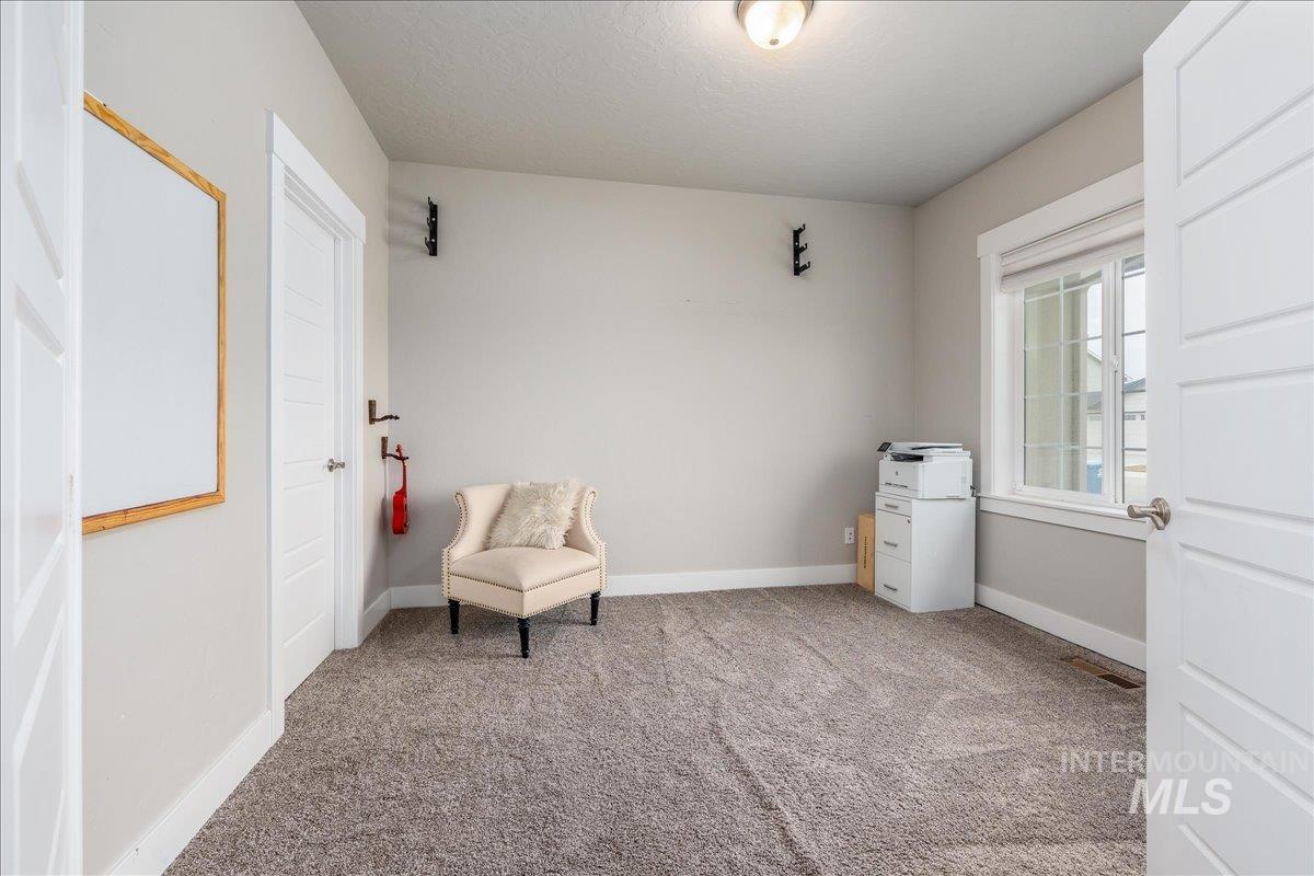 10303 Ryan Peak Dr, Nampa, Idaho 83687, 5 Bedrooms, 2.5 Bathrooms, Residential For Sale, Price $650,000,MLS 98976125