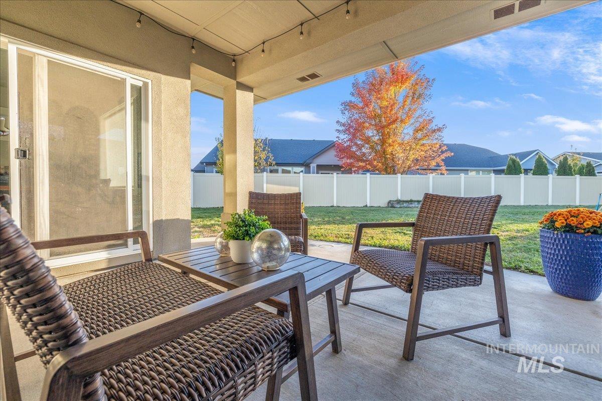 10303 Ryan Peak Dr, Nampa, Idaho 83687, 5 Bedrooms, 2.5 Bathrooms, Residential For Sale, Price $650,000,MLS 98976125