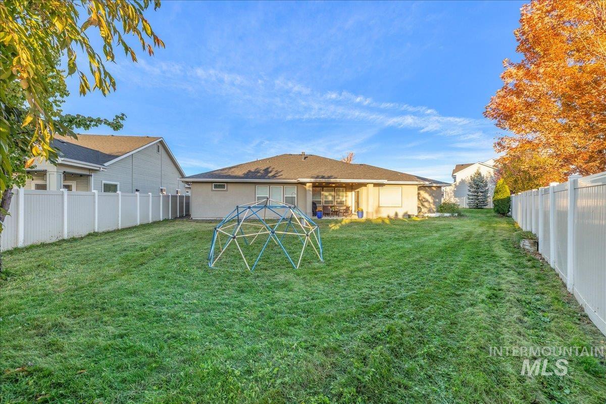 10303 Ryan Peak Dr, Nampa, Idaho 83687, 5 Bedrooms, 2.5 Bathrooms, Residential For Sale, Price $650,000,MLS 98976125
