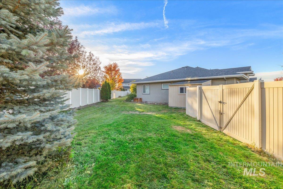 10303 Ryan Peak Dr, Nampa, Idaho 83687, 5 Bedrooms, 2.5 Bathrooms, Residential For Sale, Price $650,000,MLS 98976125