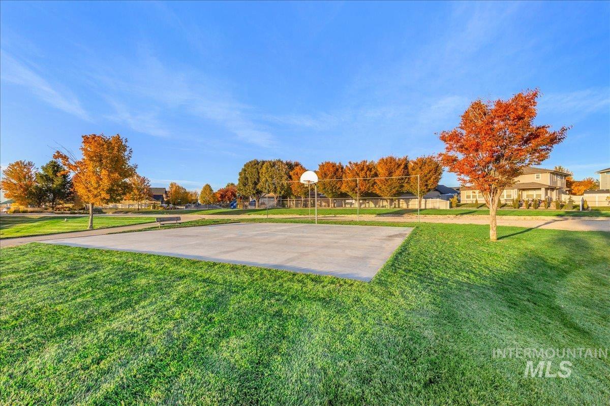 10303 Ryan Peak Dr, Nampa, Idaho 83687, 5 Bedrooms, 2.5 Bathrooms, Residential For Sale, Price $650,000,MLS 98976125