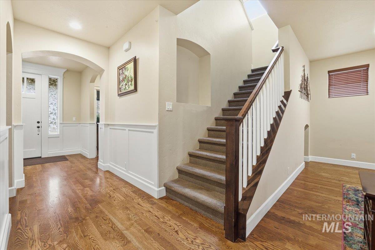 579 W Gable St, Meridian, Idaho 83646, 5 Bedrooms, 3 Bathrooms, Residential For Sale, Price $890,000,MLS 98976126