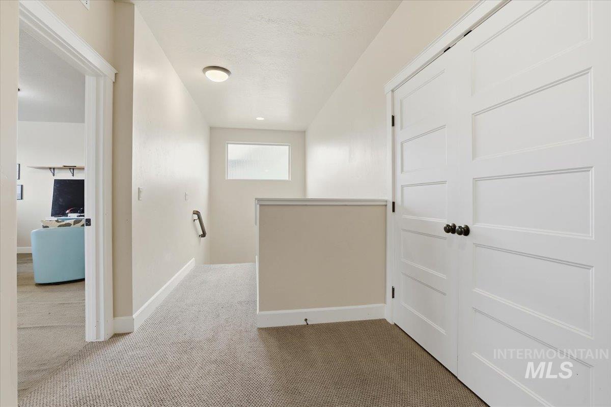 579 W Gable St, Meridian, Idaho 83646, 5 Bedrooms, 3 Bathrooms, Residential For Sale, Price $890,000,MLS 98976126