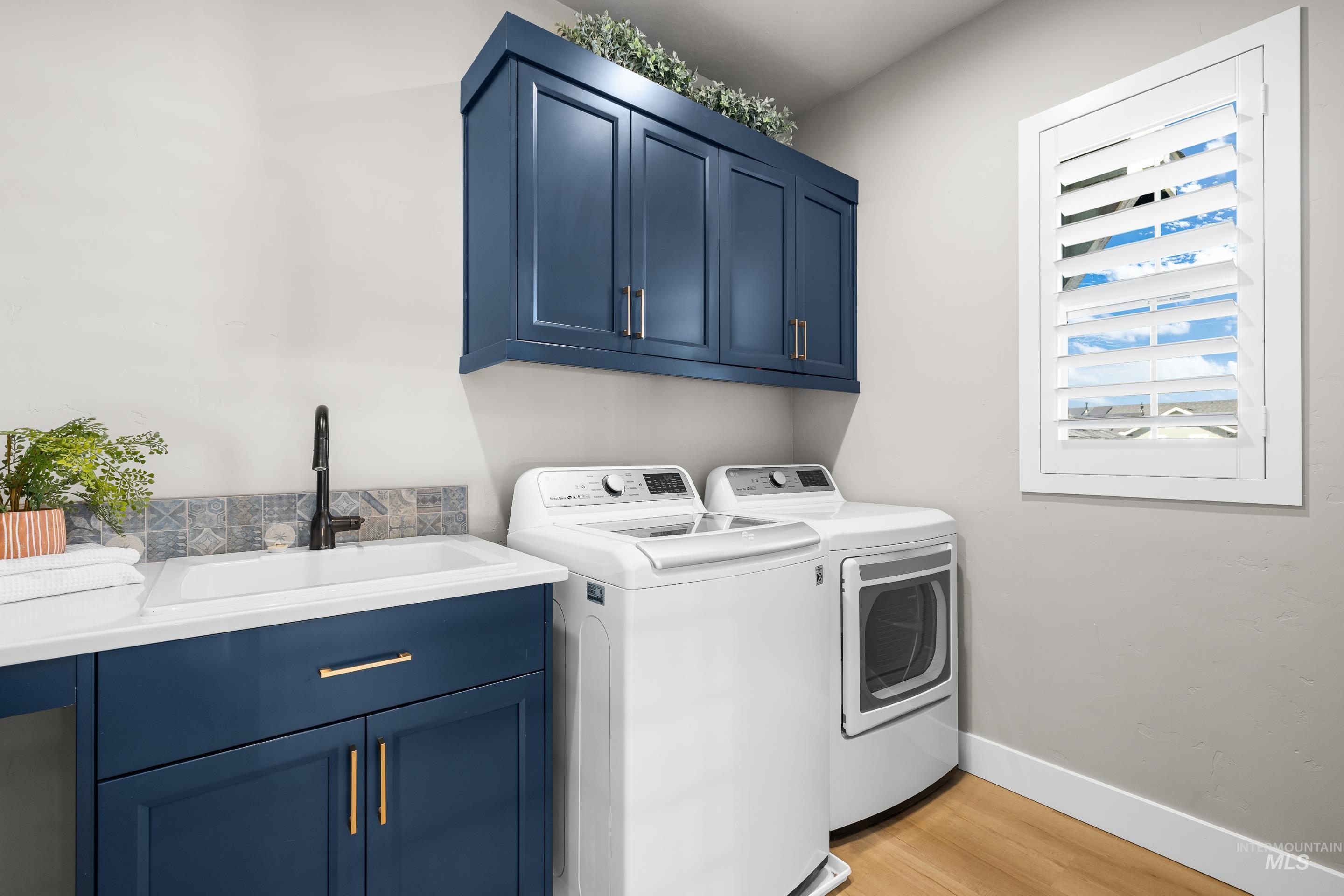 7997 W Suttle Lake Drive, Boise, Idaho 83714, 4 Bedrooms, 4.5 Bathrooms, Residential Income For Sale, Price $1,249,000, 98976127