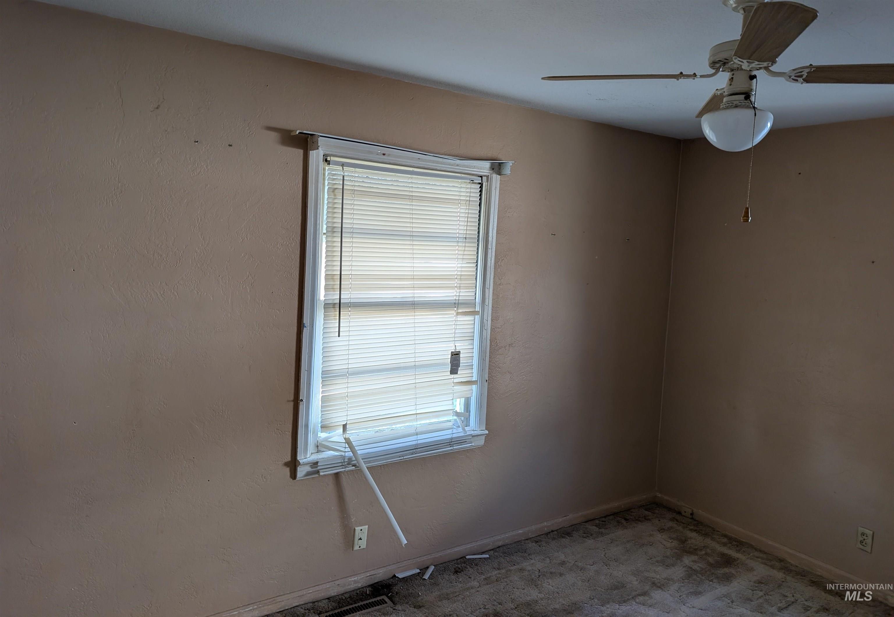 616 S Olive, Nampa, Idaho 83686, 2 Bedrooms, 1 Bathroom, Residential For Sale, Price $214,900, 98976128