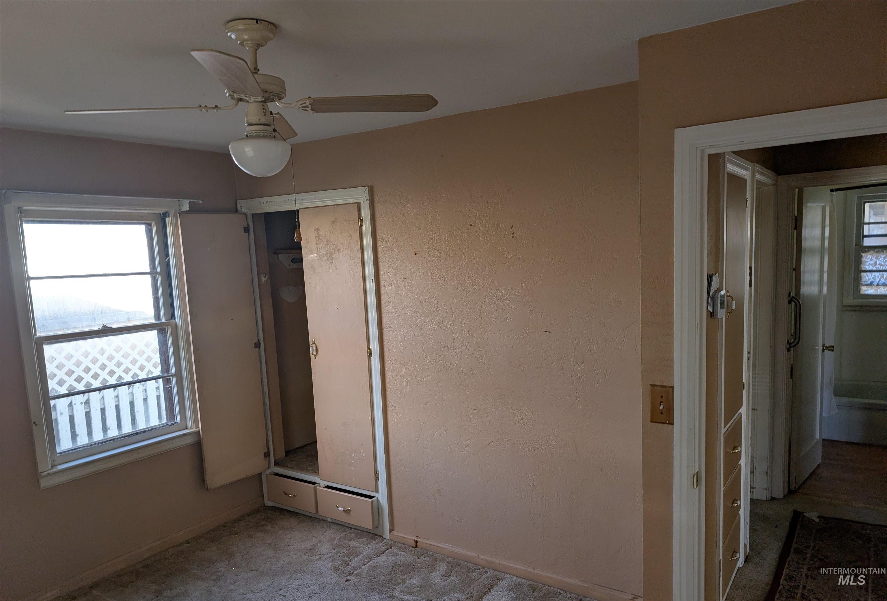 616 S Olive, Nampa, Idaho 83686, 2 Bedrooms, 1 Bathroom, Residential For Sale, Price $214,900, 98976128