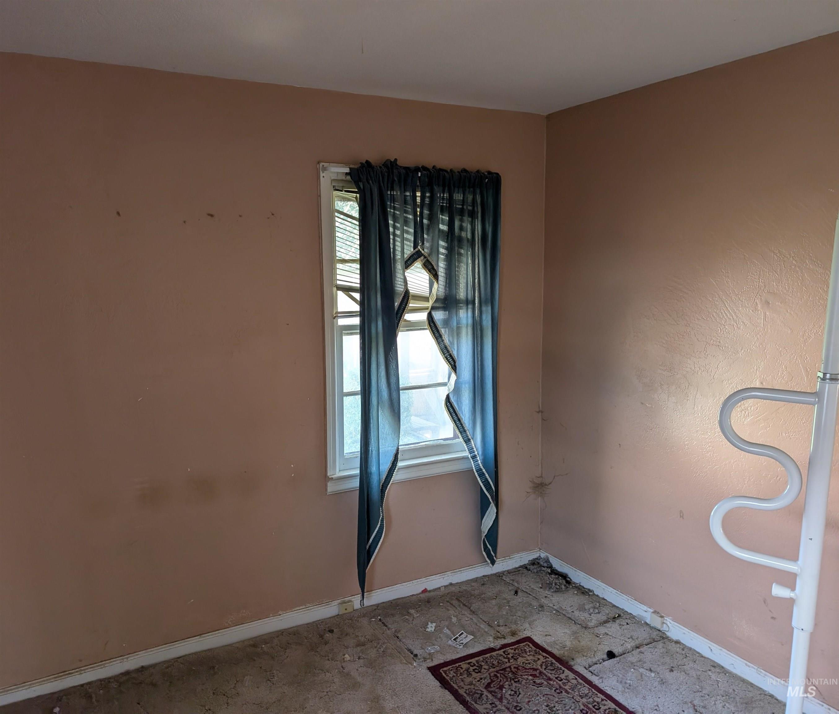 616 S Olive, Nampa, Idaho 83686, 2 Bedrooms, 1 Bathroom, Residential For Sale, Price $214,900, 98976128