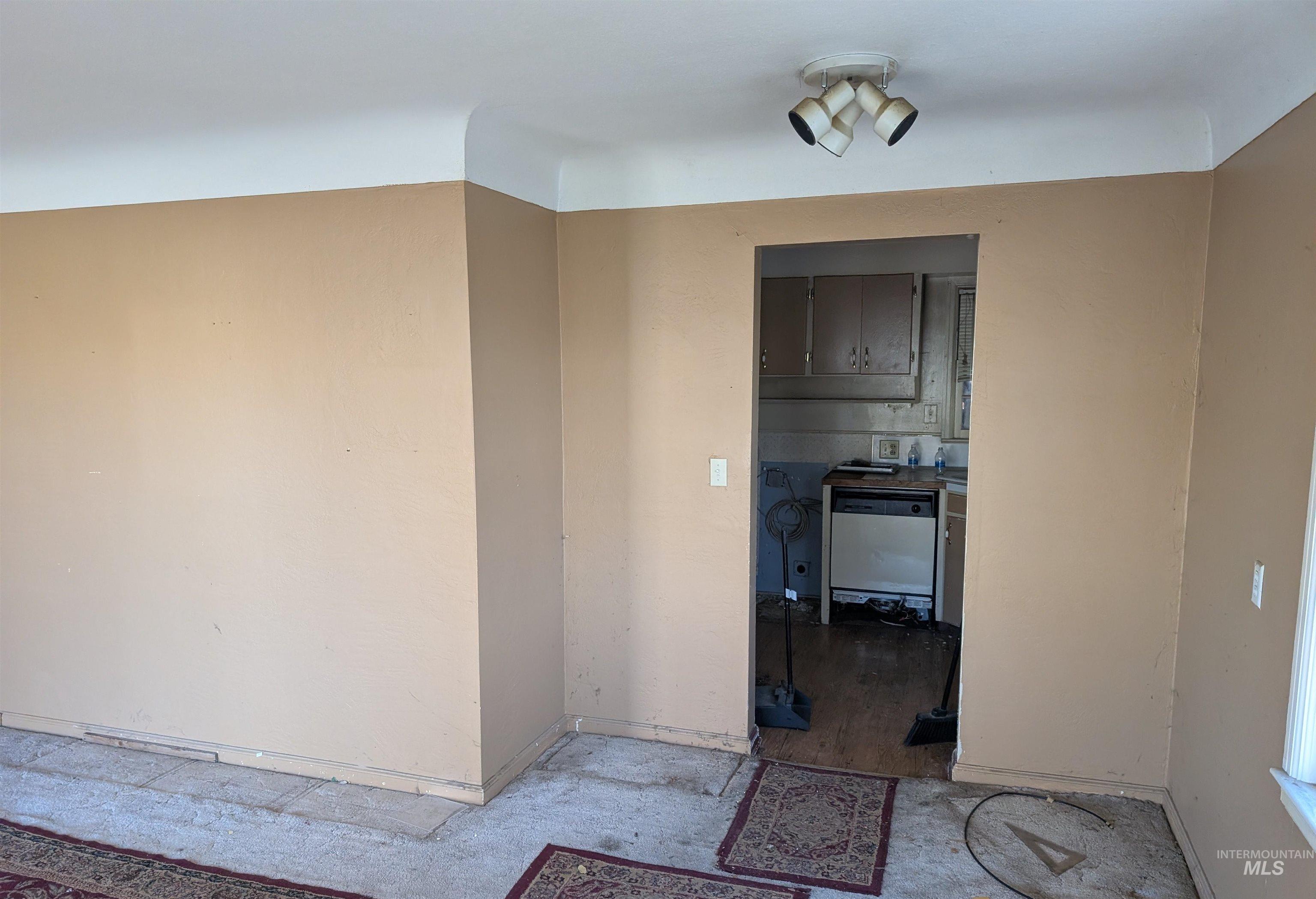 616 S Olive, Nampa, Idaho 83686, 2 Bedrooms, 1 Bathroom, Residential For Sale, Price $214,900, 98976128