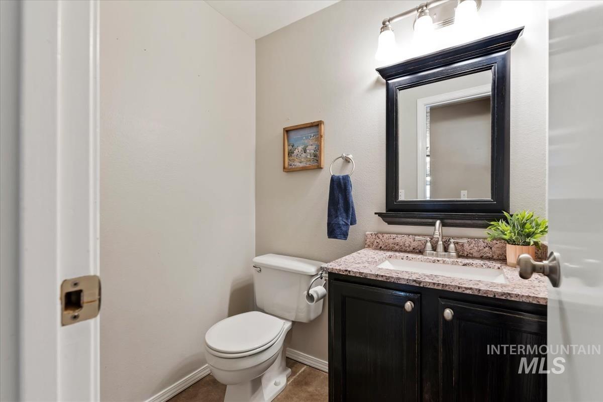 1680 Fairway, Mountain Home, Idaho 83647, 4 Bedrooms, 2.5 Bathrooms, Residential For Sale, Price $499,000,MLS 98976129