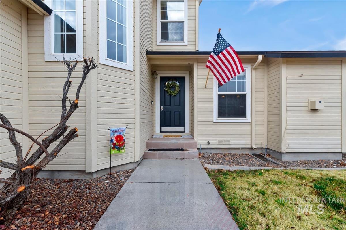 1680 Fairway, Mountain Home, Idaho 83647, 4 Bedrooms, 2.5 Bathrooms, Residential For Sale, Price $499,000,MLS 98976129