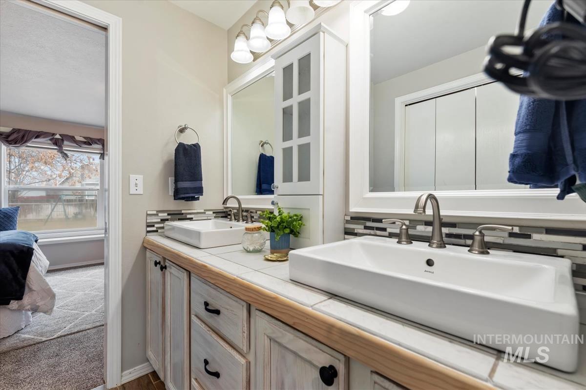 1680 Fairway, Mountain Home, Idaho 83647, 4 Bedrooms, 2.5 Bathrooms, Residential For Sale, Price $499,000,MLS 98976129