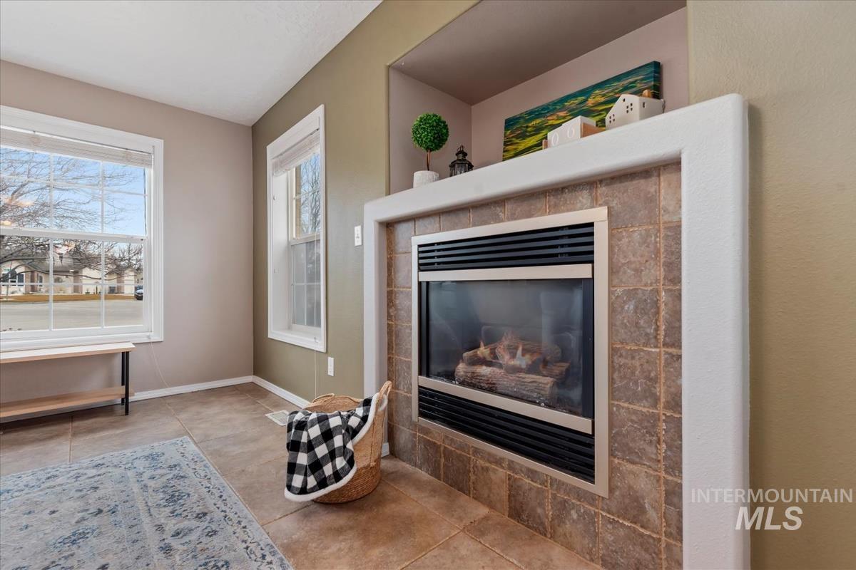 1680 Fairway, Mountain Home, Idaho 83647, 4 Bedrooms, 2.5 Bathrooms, Residential For Sale, Price $499,000,MLS 98976129