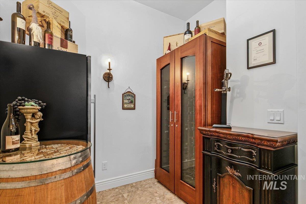 7105 N Pinseeker Pl, Meridian, Idaho 83646, 4 Bedrooms, 3 Bathrooms, Residential For Sale, Price $1,368,000, 98976130