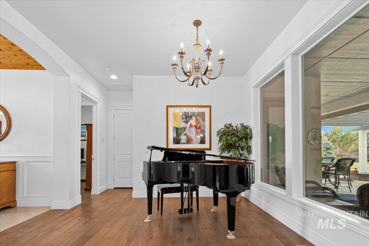 7105 N Pinseeker Pl, Meridian, Idaho 83646, 4 Bedrooms, 3 Bathrooms, Residential For Sale, Price $1,368,000, 98976130