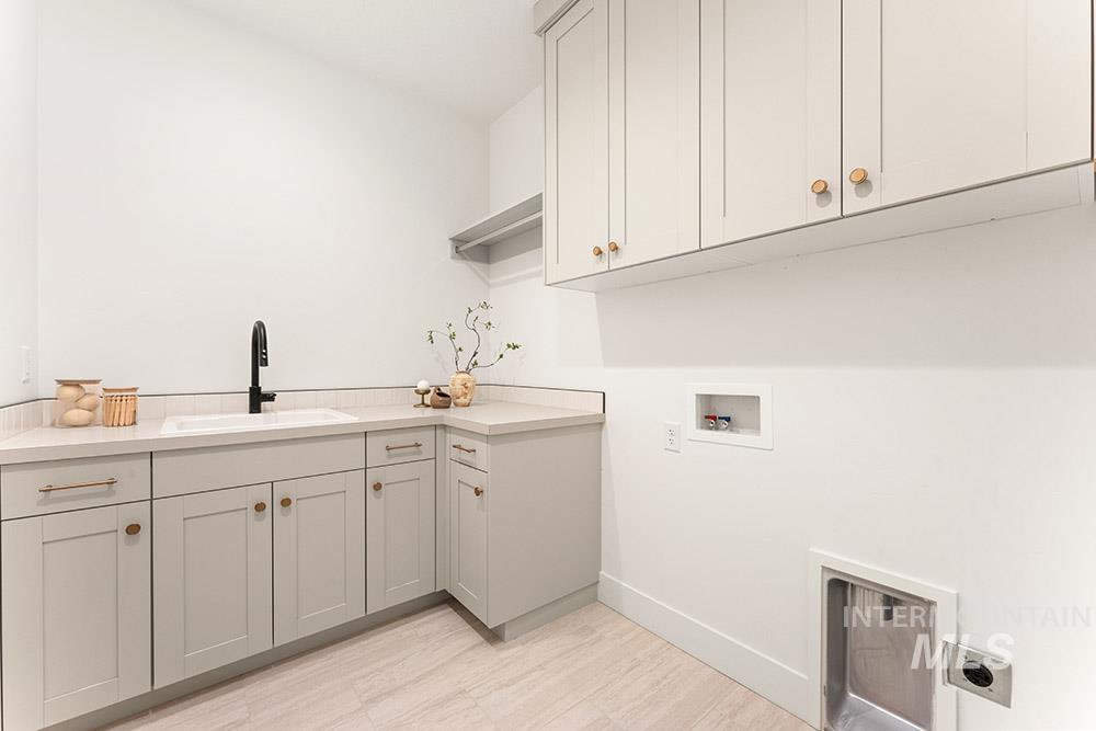 1049 N Gracie Ave, Eagle, Idaho 83616, 4 Bedrooms, 3.5 Bathrooms, Residential For Sale, Price $1,199,000, 98976131