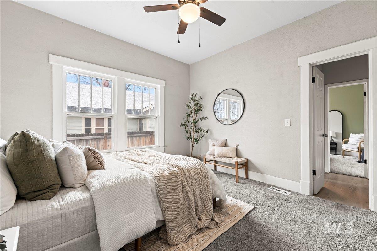 512 9th Ave S, Nampa, Idaho 83651, 5 Bedrooms, 2 Bathrooms, Residential For Sale, Price $375,000,MLS 98976132