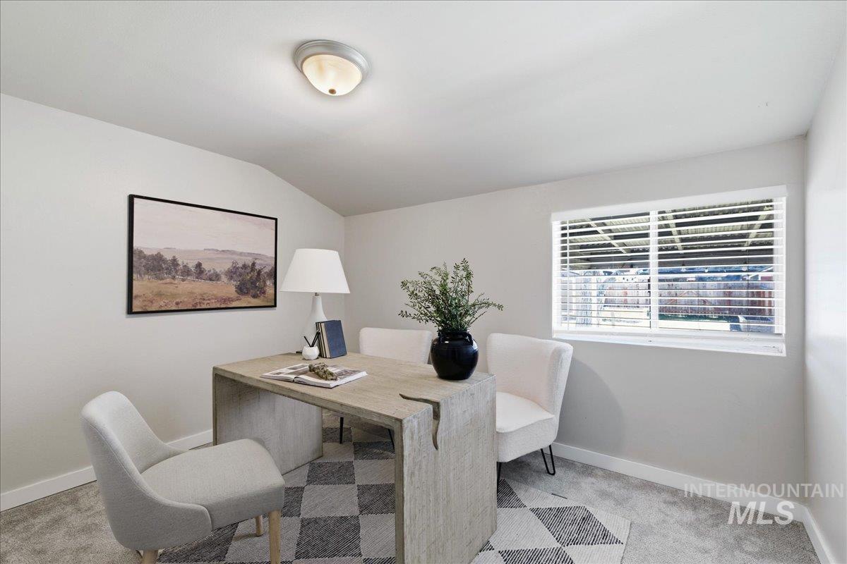 512 9th Ave S, Nampa, Idaho 83651, 5 Bedrooms, 2 Bathrooms, Residential For Sale, Price $375,000,MLS 98976132