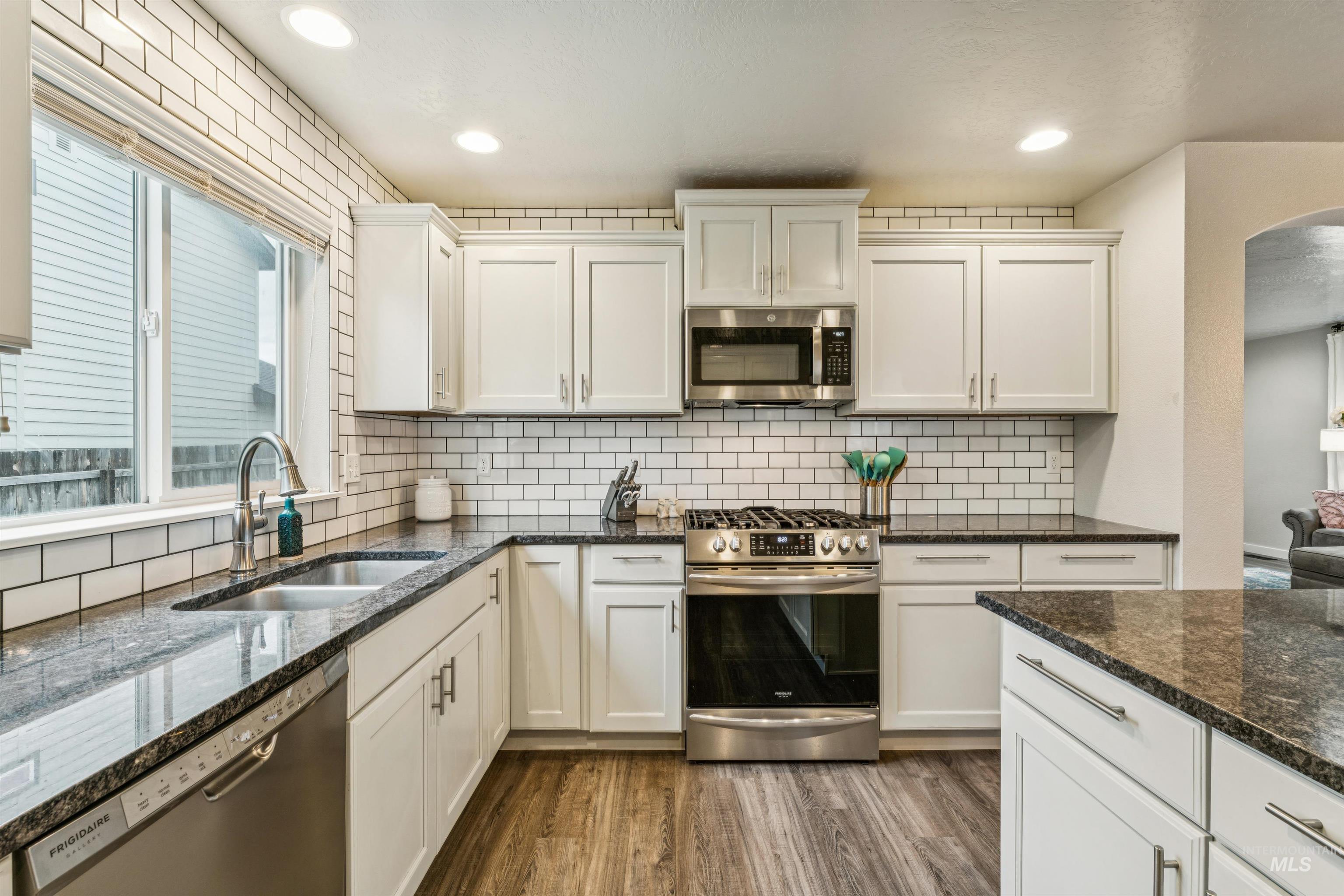 3541 NW 11th Ave, Meridian, Idaho 83646, 4 Bedrooms, 2.5 Bathrooms, Residential For Sale, Price $518,000, 98976133