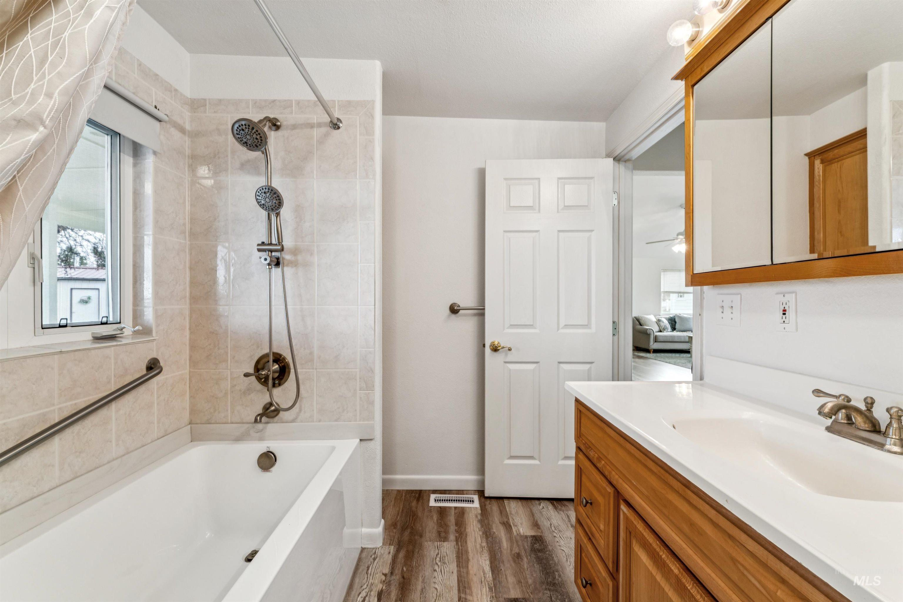 25164 Lansing Lane, Middleton, Idaho 83644, 3 Bedrooms, 2 Bathrooms, Residential For Sale, Price $875,000, 98976134