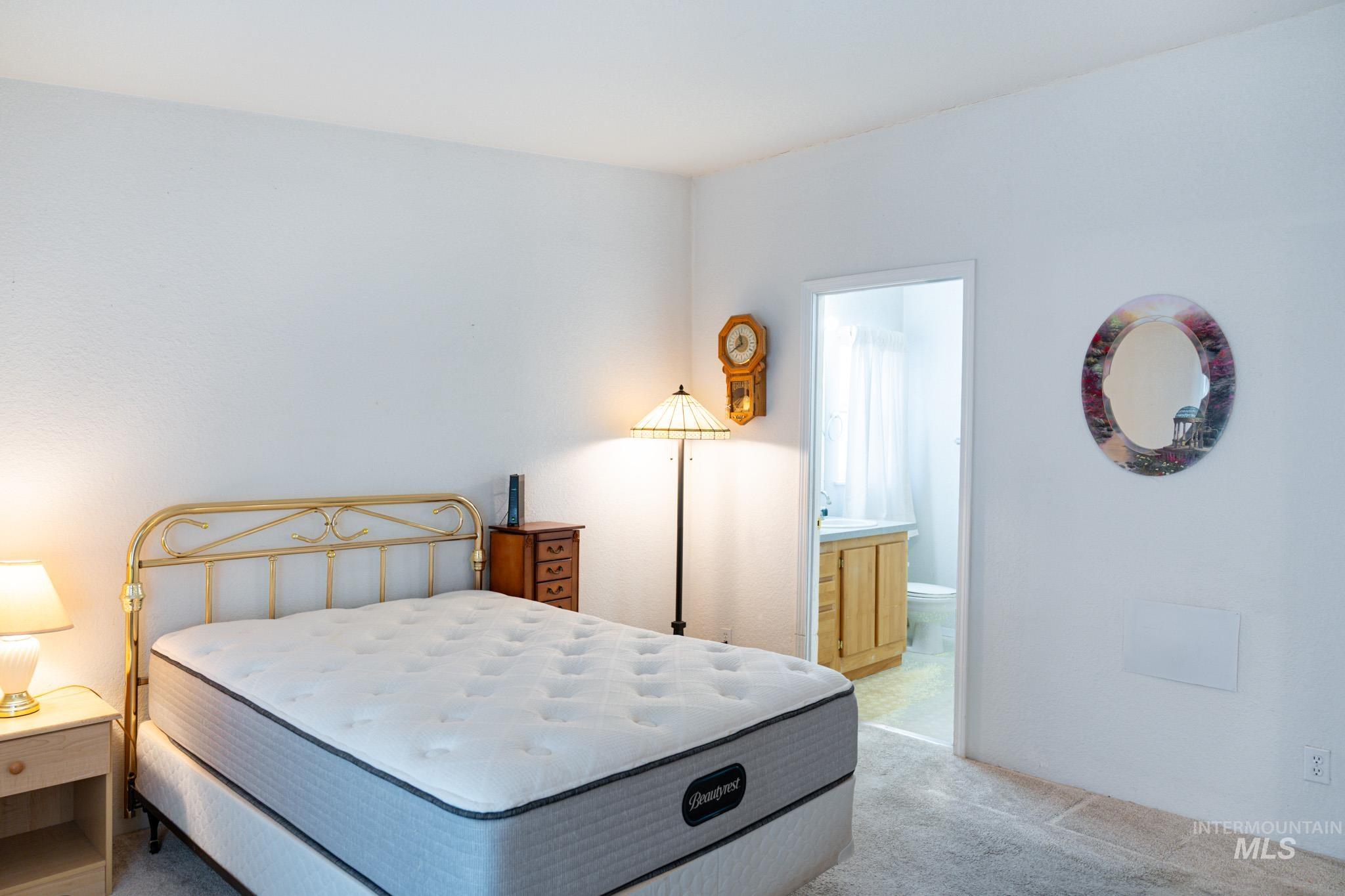 347 NW 7th Ave, Ontario, Oregon 97914-0000, 3 Bedrooms, 2 Bathrooms, Residential For Sale, Price $180,000, 98976135