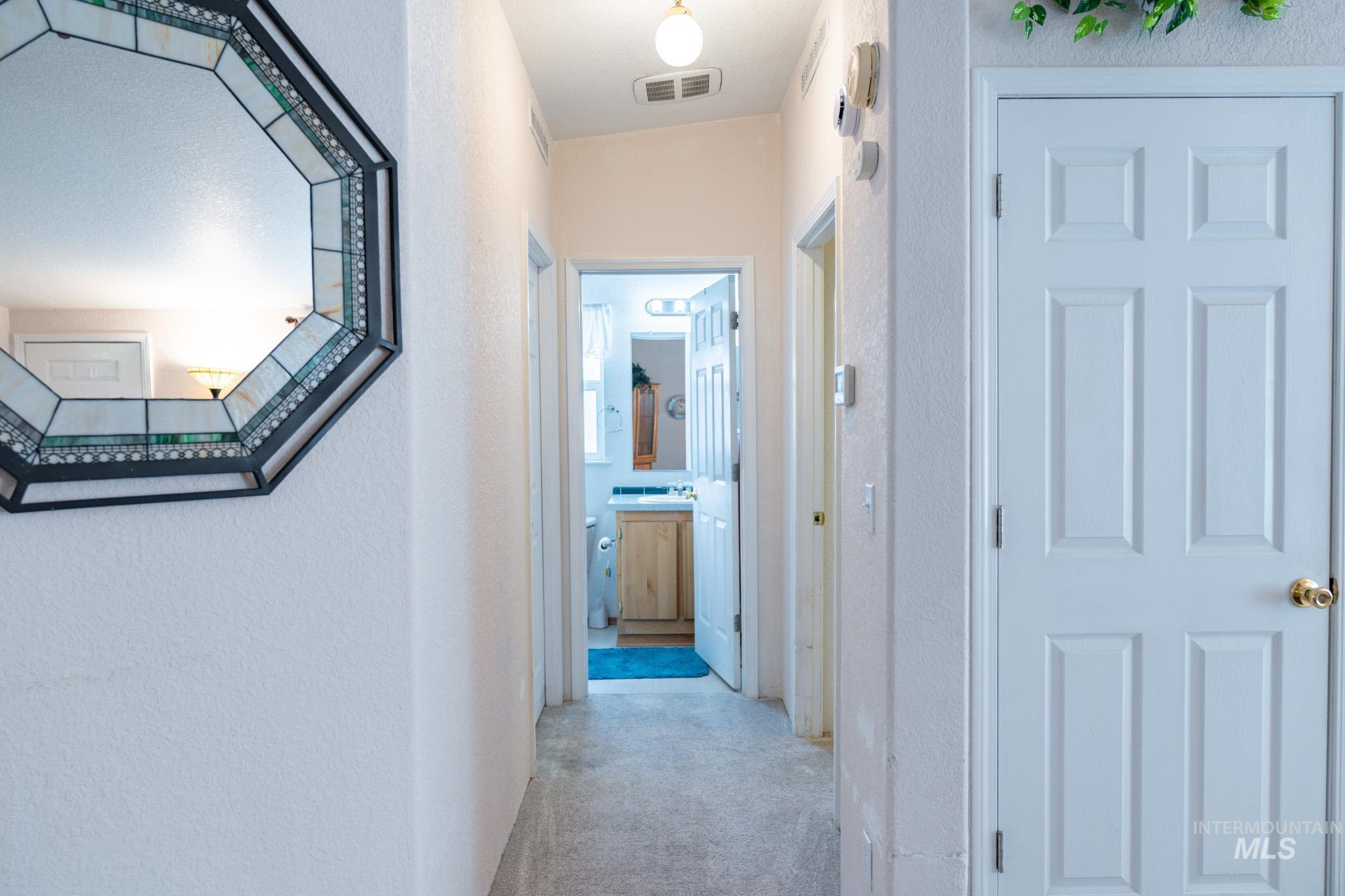 347 NW 7th Ave, Ontario, Oregon 97914-0000, 3 Bedrooms, 2 Bathrooms, Residential For Sale, Price $180,000, 98976135