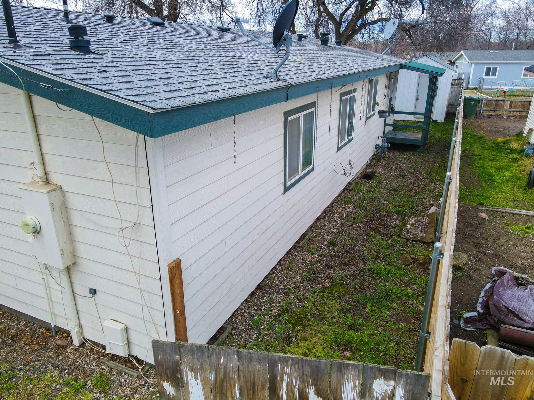 347 NW 7th Ave, Ontario, Oregon 97914-0000, 3 Bedrooms, 2 Bathrooms, Residential For Sale, Price $180,000, 98976135