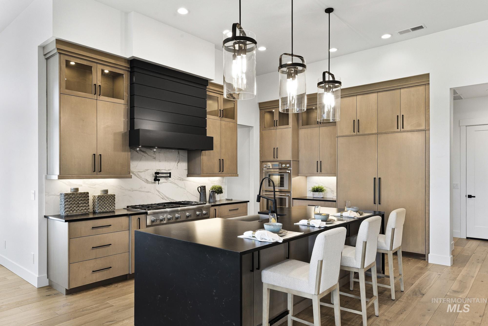 1521 S Trent Point Way, Boise, Idaho 83712, 3 Bedrooms, 3.5 Bathrooms, Residential For Sale, Price $2,161,300,MLS 98976137