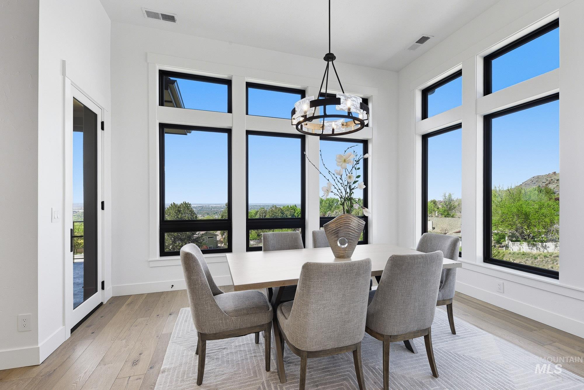 1521 S Trent Point Way, Boise, Idaho 83712, 3 Bedrooms, 3.5 Bathrooms, Residential For Sale, Price $2,161,300,MLS 98976137