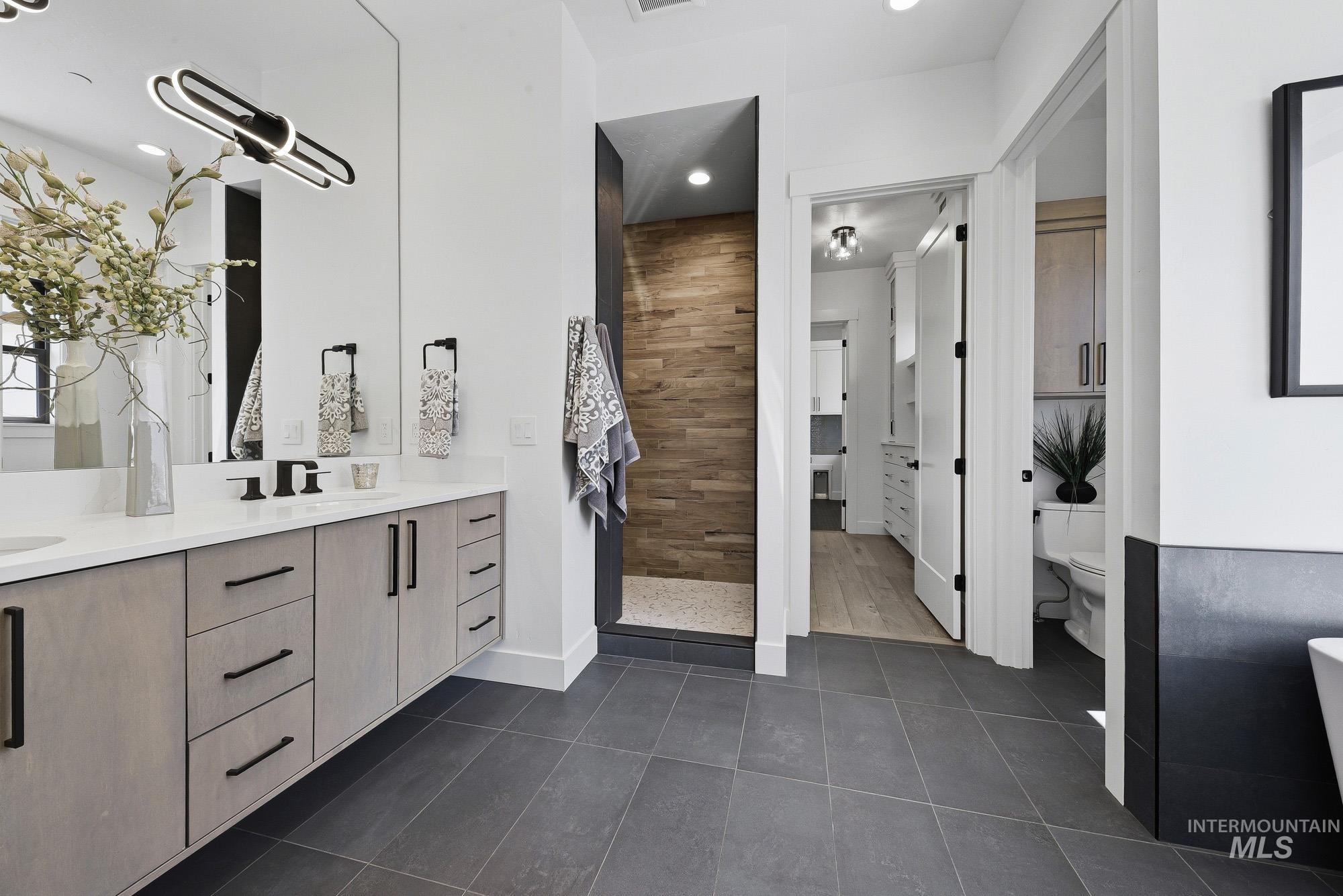 1521 S Trent Point Way, Boise, Idaho 83712, 3 Bedrooms, 3.5 Bathrooms, Residential For Sale, Price $2,161,300,MLS 98976137