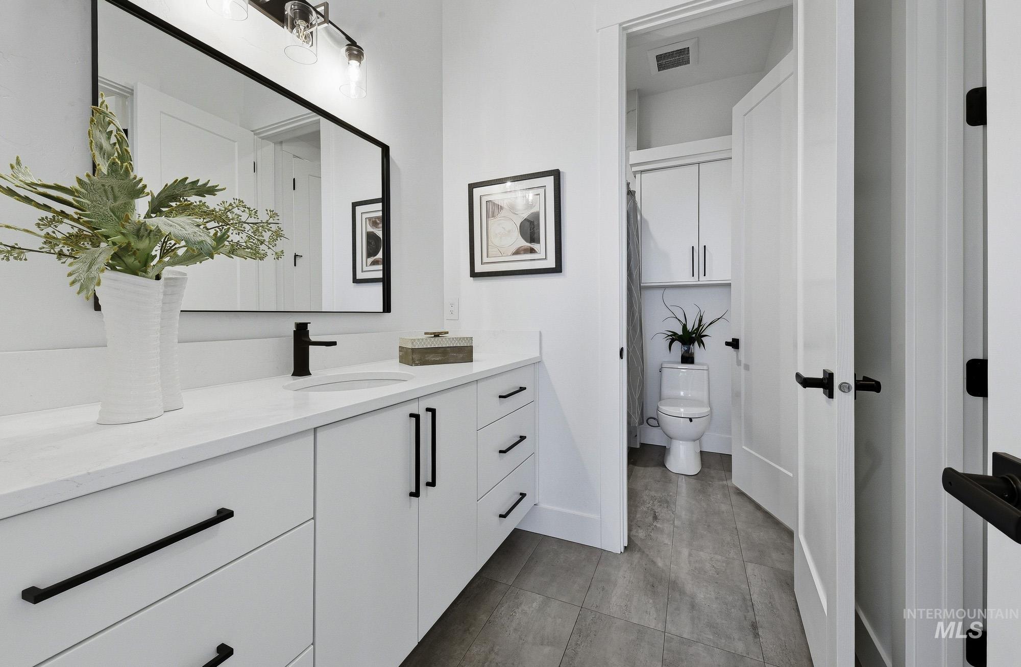 1521 S Trent Point Way, Boise, Idaho 83712, 3 Bedrooms, 3.5 Bathrooms, Residential For Sale, Price $2,161,300,MLS 98976137