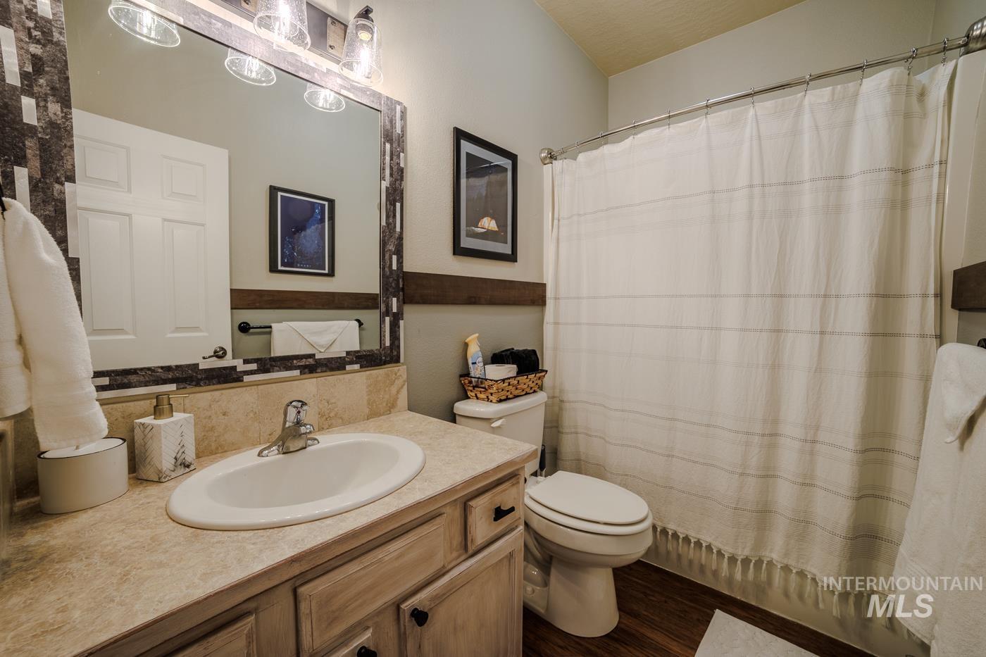 58 Charters Drive, Donnelly, Idaho 83615, 3 Bedrooms, 2 Bathrooms, Residential For Sale, Price $437,000,MLS 98976138