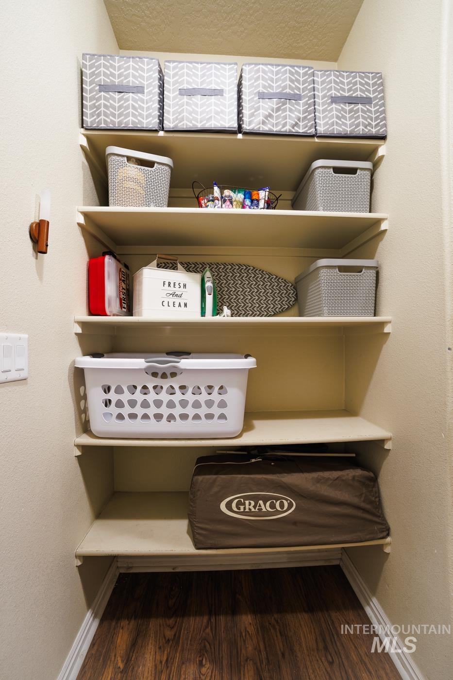 58 Charters Drive, Donnelly, Idaho 83615, 3 Bedrooms, 2 Bathrooms, Residential For Sale, Price $437,000,MLS 98976138