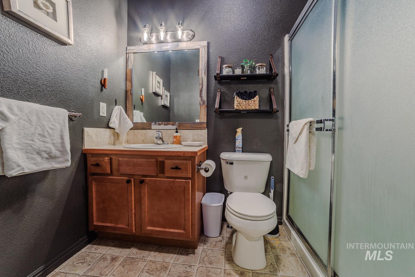 58 Charters Drive, Donnelly, Idaho 83615, 3 Bedrooms, 2 Bathrooms, Residential For Sale, Price $437,000,MLS 98976138