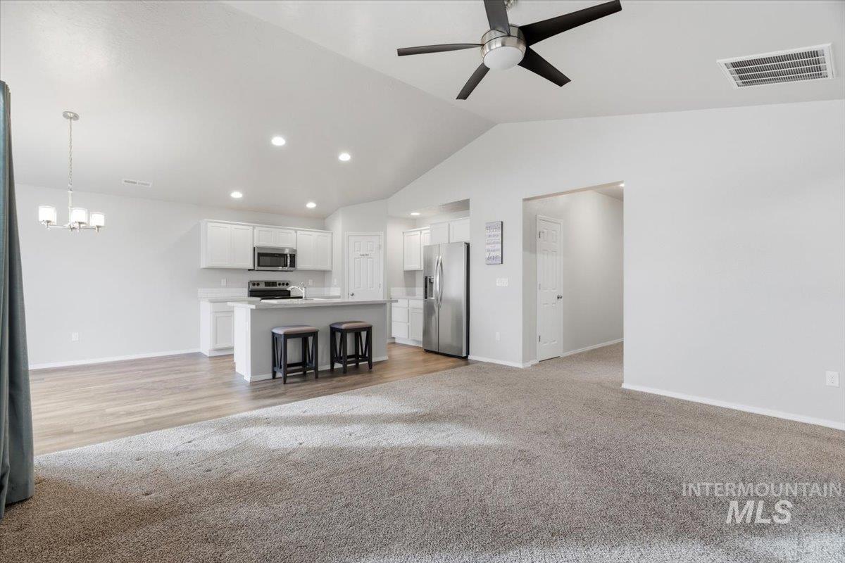 6706 S Birch Creek Ave, Meridian, Idaho 83642, 3 Bedrooms, 2 Bathrooms, Residential For Sale, Price $385,000,MLS 98976139