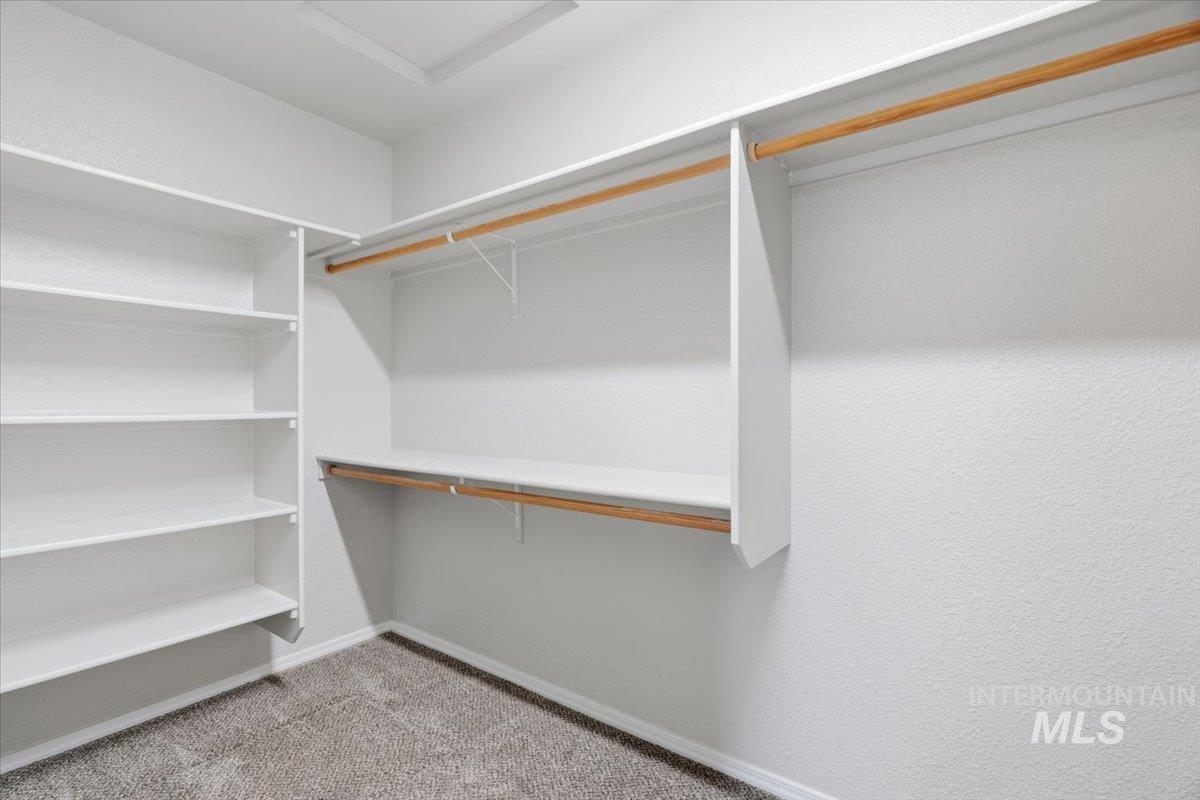 6706 S Birch Creek Ave, Meridian, Idaho 83642, 3 Bedrooms, 2 Bathrooms, Residential For Sale, Price $385,000,MLS 98976139