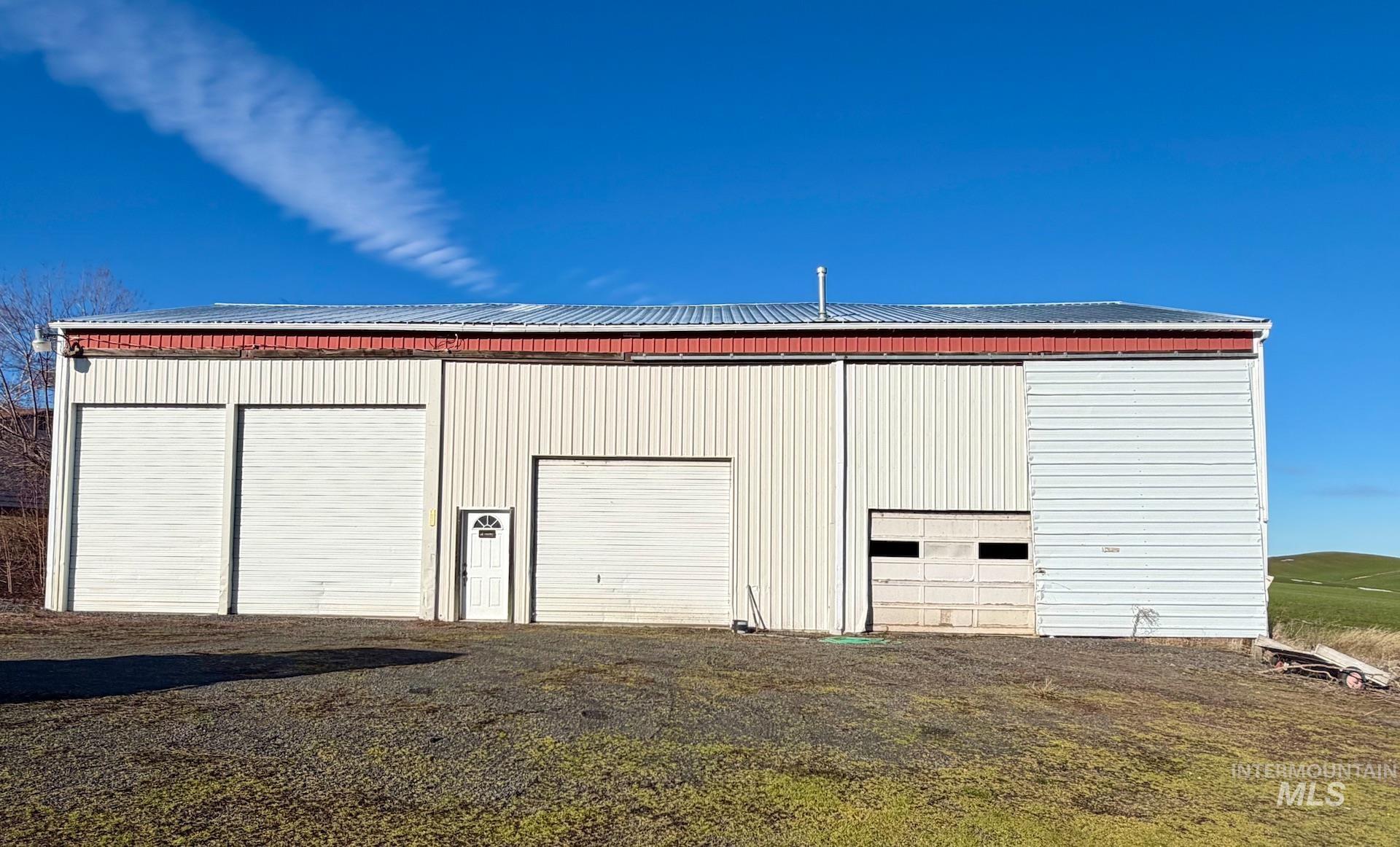 2280 Genesee Juliaetta Rd, Genesee, Idaho 83832, 3 Bedrooms, 3 Bathrooms, Residential For Sale, Price $520,000,MLS 98976143