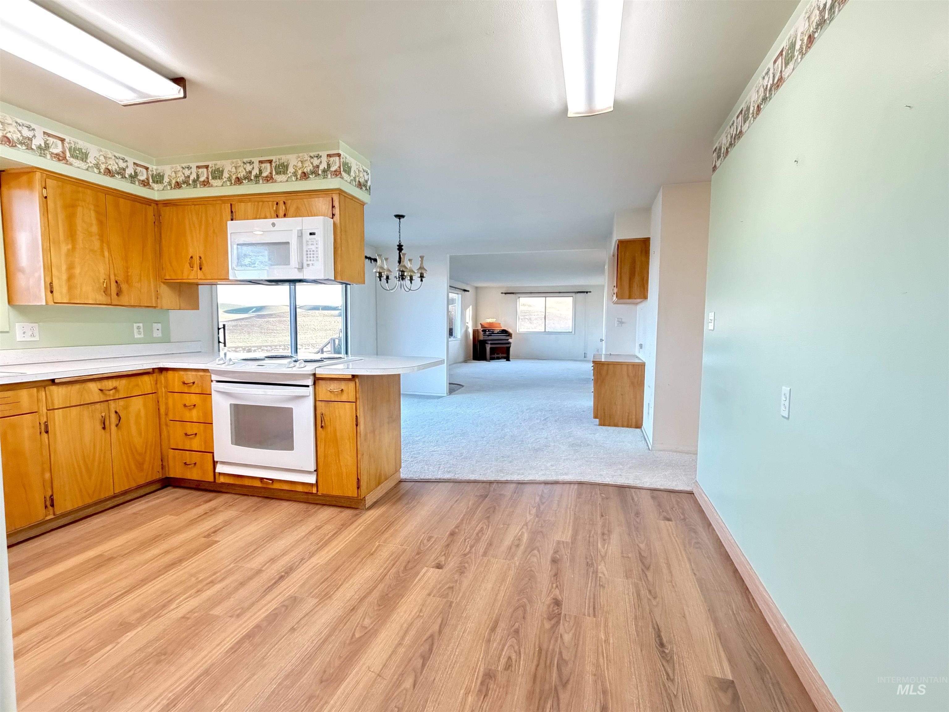 2280 Genesee Juliaetta Rd, Genesee, Idaho 83832, 3 Bedrooms, 3 Bathrooms, Residential For Sale, Price $520,000,MLS 98976143