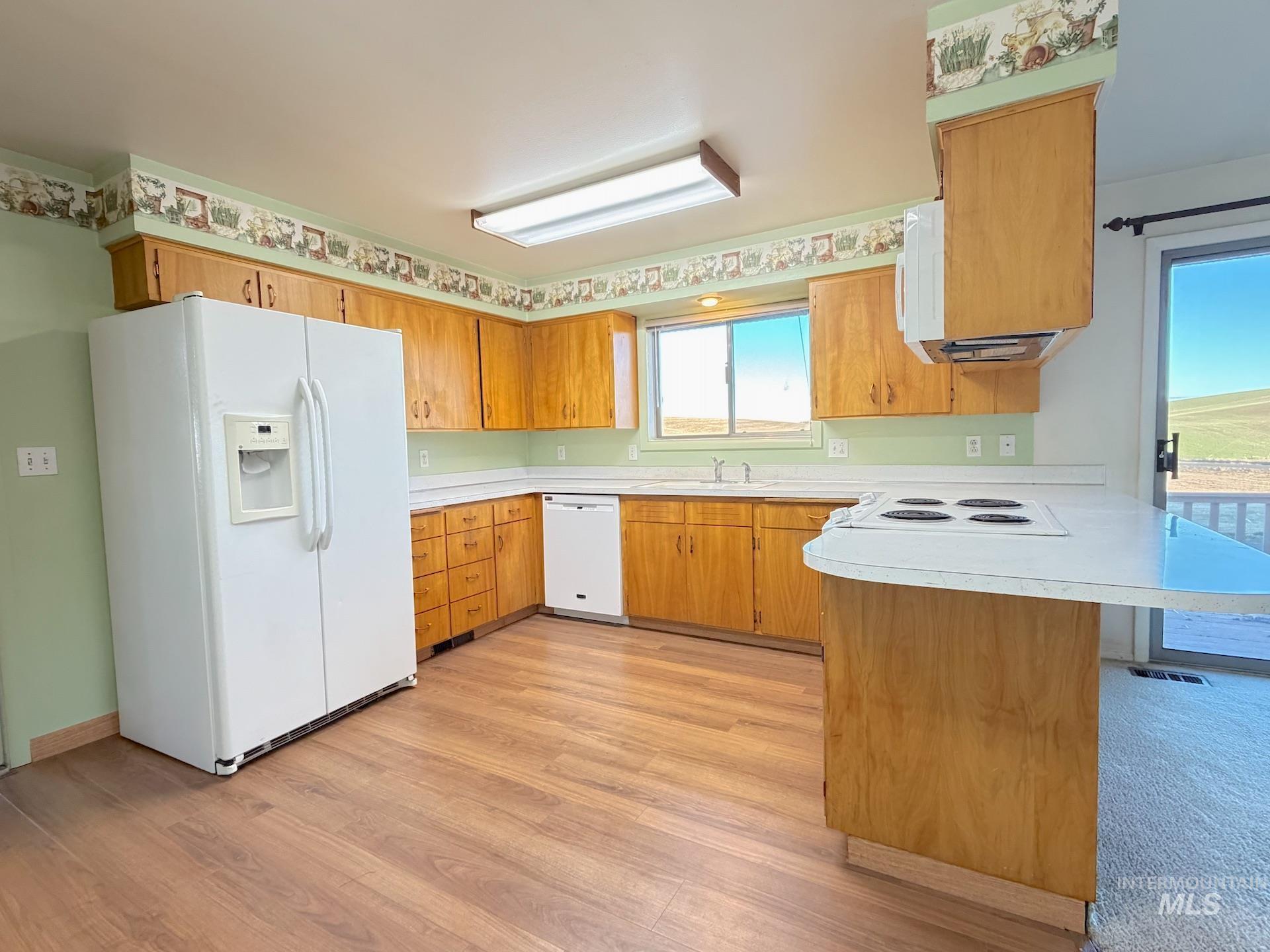 2280 Genesee Juliaetta Rd, Genesee, Idaho 83832, 3 Bedrooms, 3 Bathrooms, Residential For Sale, Price $520,000,MLS 98976143