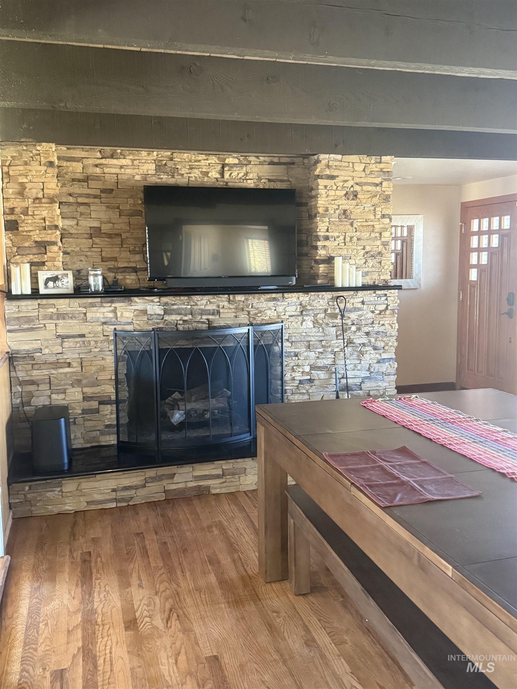 4917 Mountain View Dr, Boise, Idaho 83704, 3 Bedrooms, 2 Bathrooms, Residential For Sale, Price $995,000,MLS 98976144