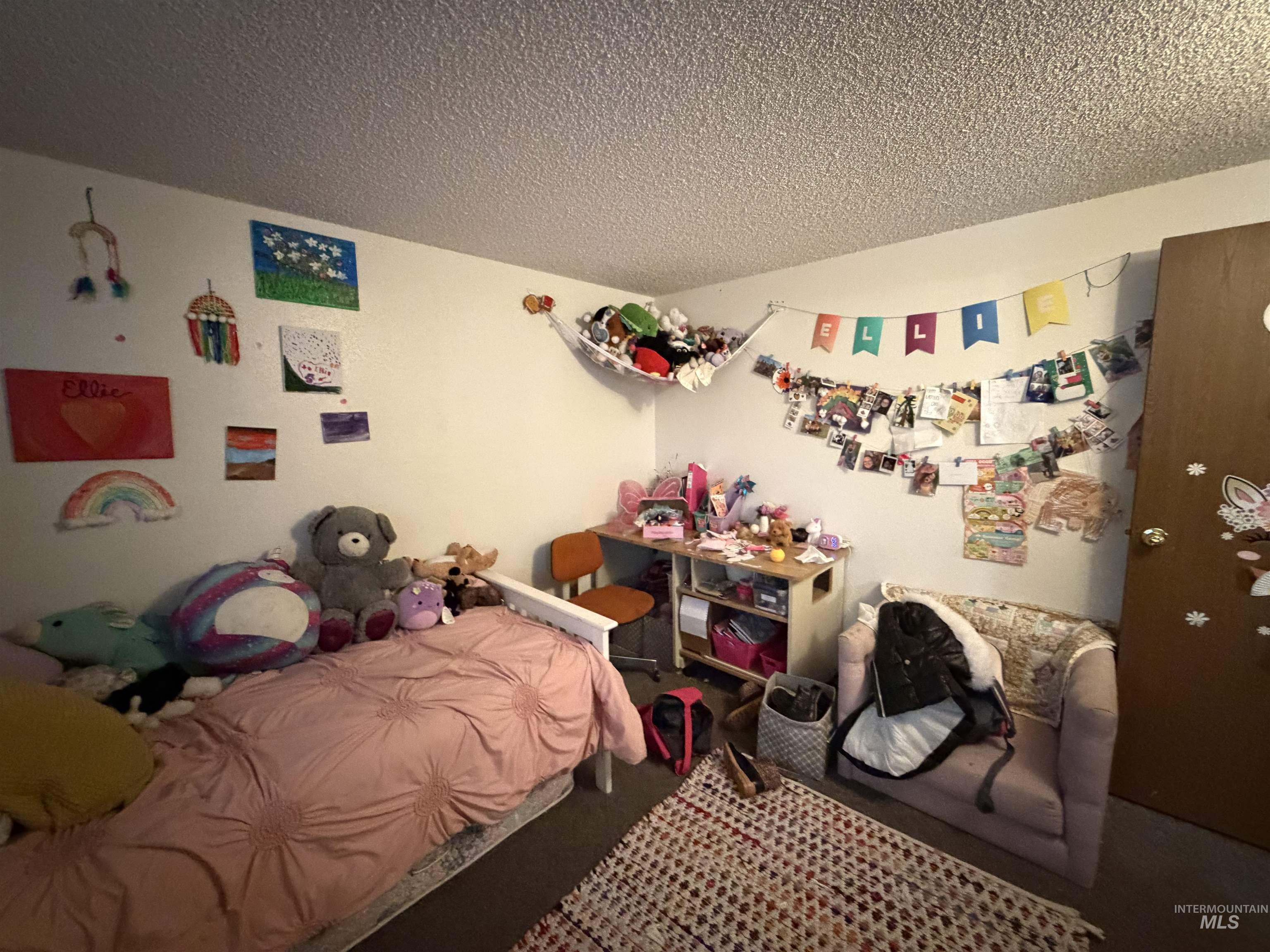 871 N Eisenhower St., Moscow, Idaho 83843, 4 Bedrooms, 2 Bathrooms, Residential For Sale, Price $410,000,MLS 98976148