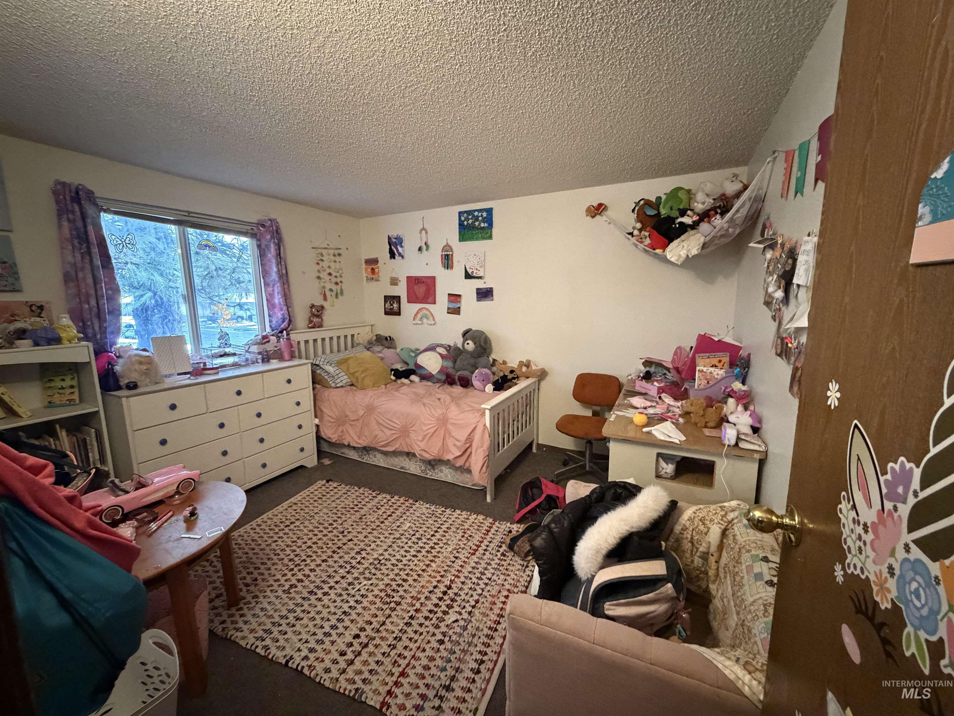 871 N Eisenhower St., Moscow, Idaho 83843, 4 Bedrooms, 2 Bathrooms, Residential For Sale, Price $410,000,MLS 98976148